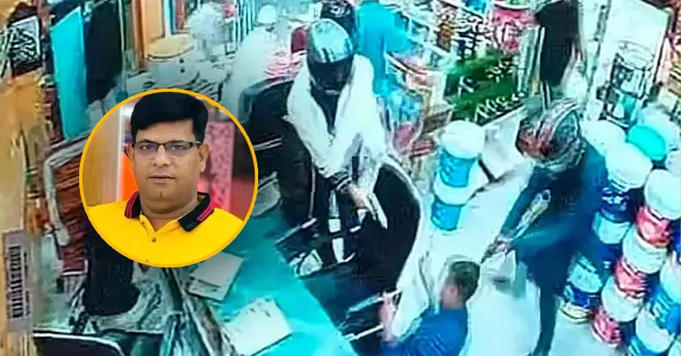 মিরপুরের পল্লবীতে যুবদল নেতা গোলাম কিবরিয়াকে গুলি করে হত্যা করে সন্ত্রাসীরা।